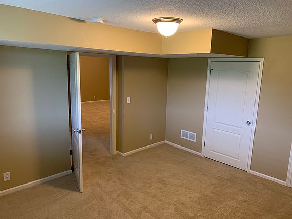 5th image of 27200 Webster Ct