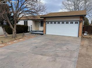 6490 Lange Dr, Colorado Springs, CO 80918