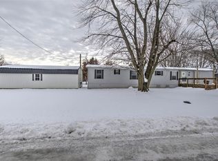 308 W North 2nd St, Strasburg, IL