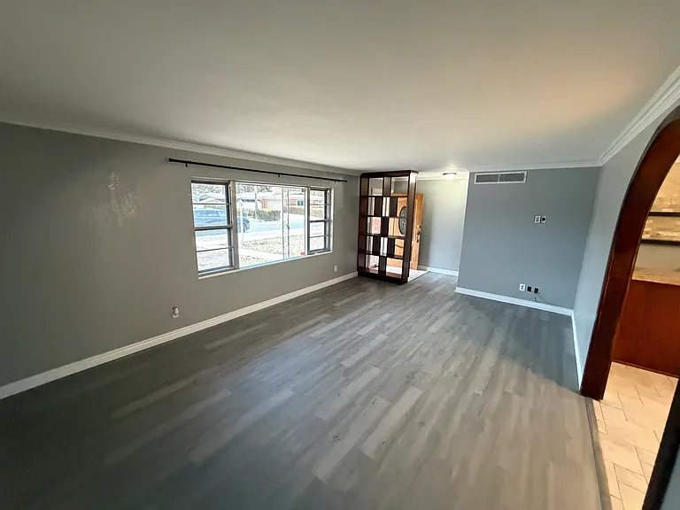 609 S Plains Park Dr — Photo 11