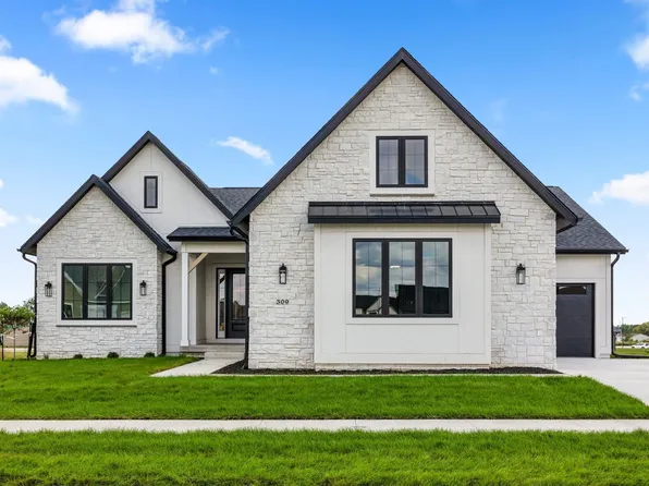 309 NW 18th St, Ankeny, IA 50023