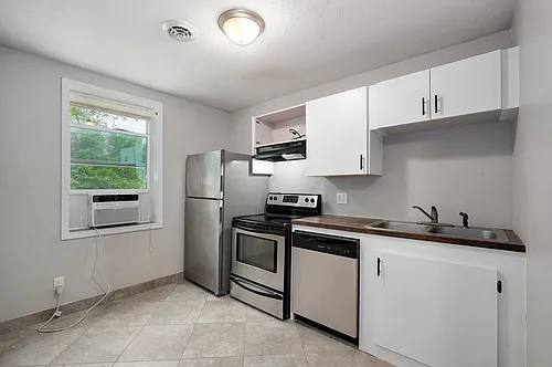 Main St. Apartments Photo 1