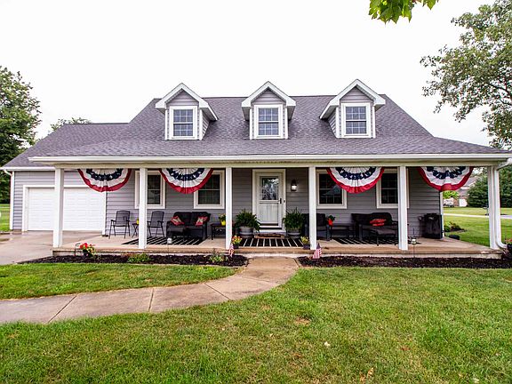 2nd image of 1815 E Hendryx Dr