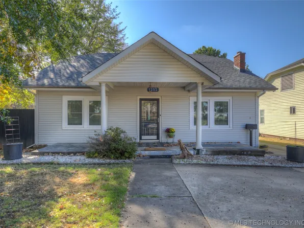 1202 E 6th St, Okmulgee, OK 74447