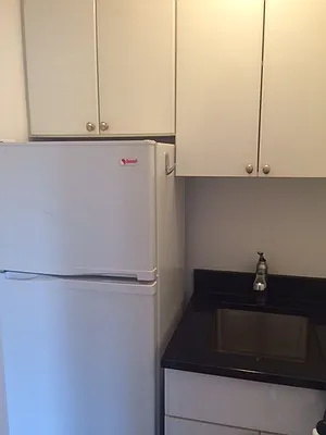 Rented by Comprehensive Management | media 9