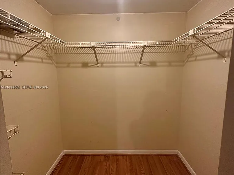 400 Commodore Dr #308 — Photo 6