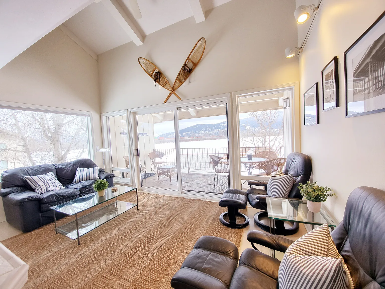 2 bed, 1400 sqft, $2,300 — Photo 3