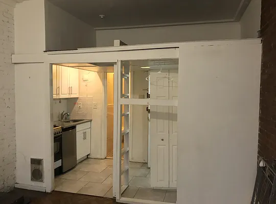 Rented by Triumph Property Group | media 6