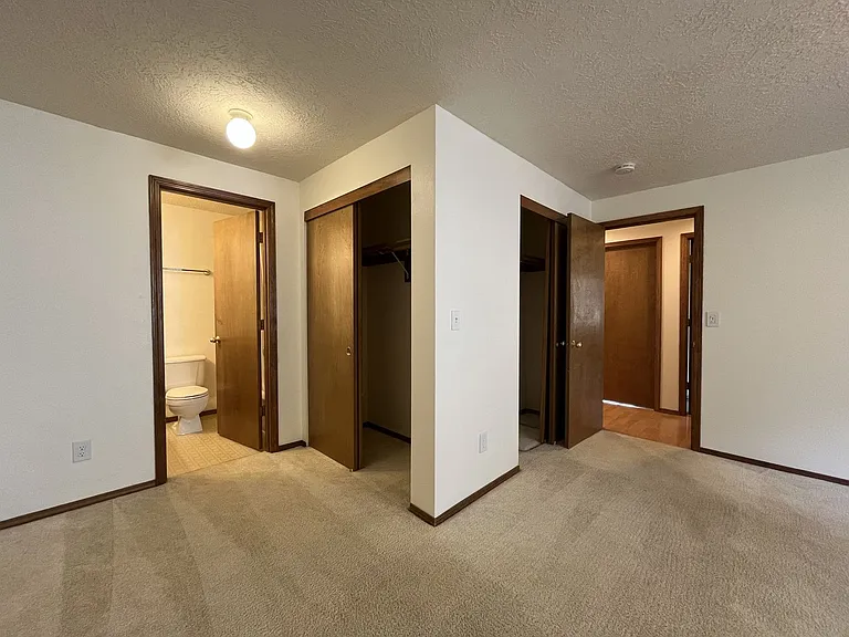 4825 SW Marigold St — Photo 23