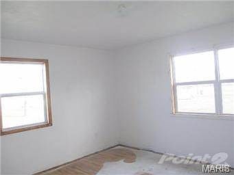 4th image of 321 E Missouri Ave