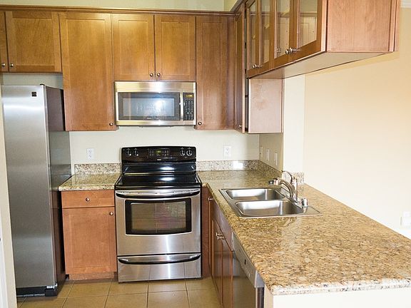 2nd image of 22681 Oakgrove Unit 435