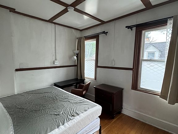 4th image of 1849 Highland Ave #2
