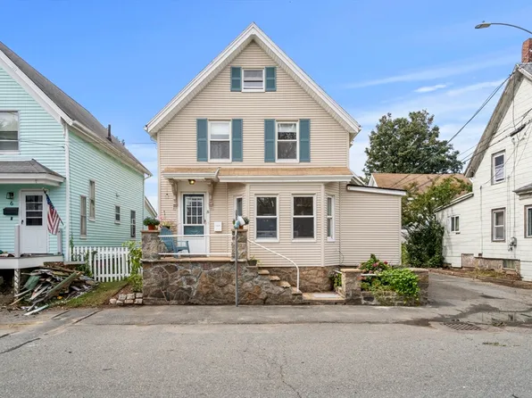 8 Arthur St, Gloucester, MA 01930