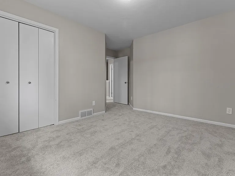W6157 Aerotech Dr — Photo 13