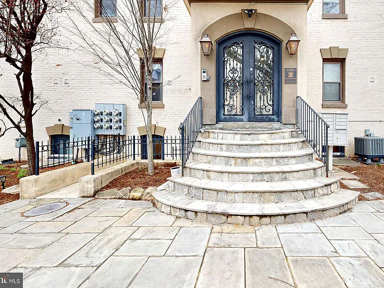 6 Rhode Island Ave NW #2 — Photo 26