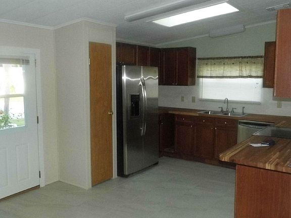 entrance and kitchen
