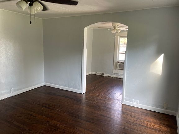 2nd image of 800 8th Ave
