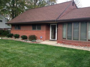 1106 N Hilton Rd, Wilmington, DE 19803