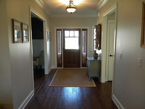 4th image of 8154 Propeller Dr