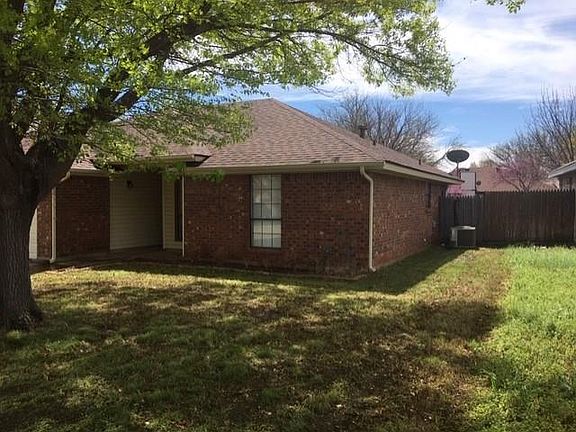 3rd image of 1333 Seamans Way