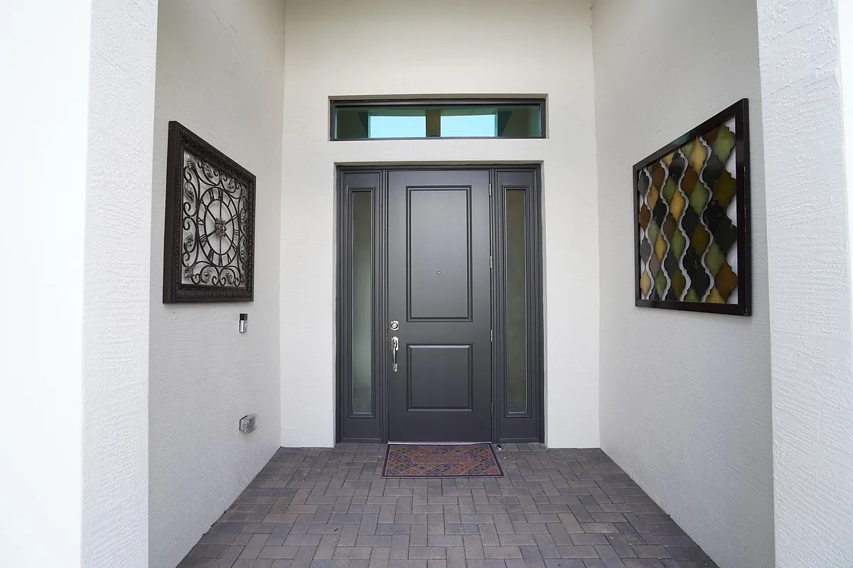 Building Photo - 15750 Longboat Key Dr