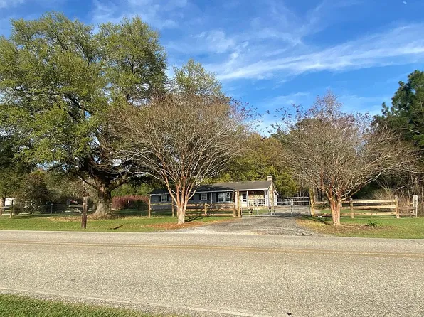 10576 Gravel Hill Rd, Albany, GA 31705