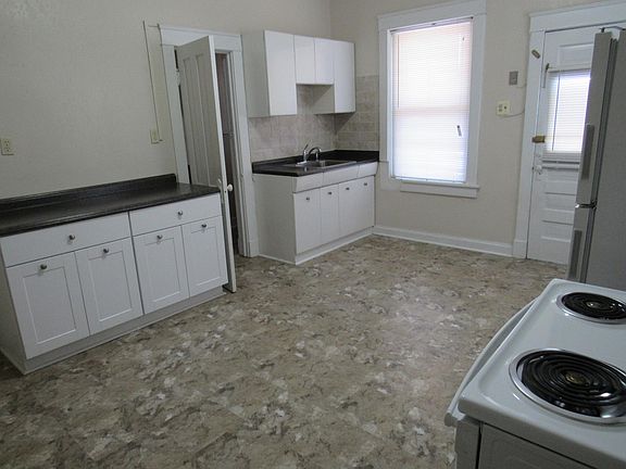 3rd image of 512 Harrison St