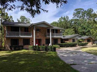 3448 Timberlane Cir, Orange, TX 77632