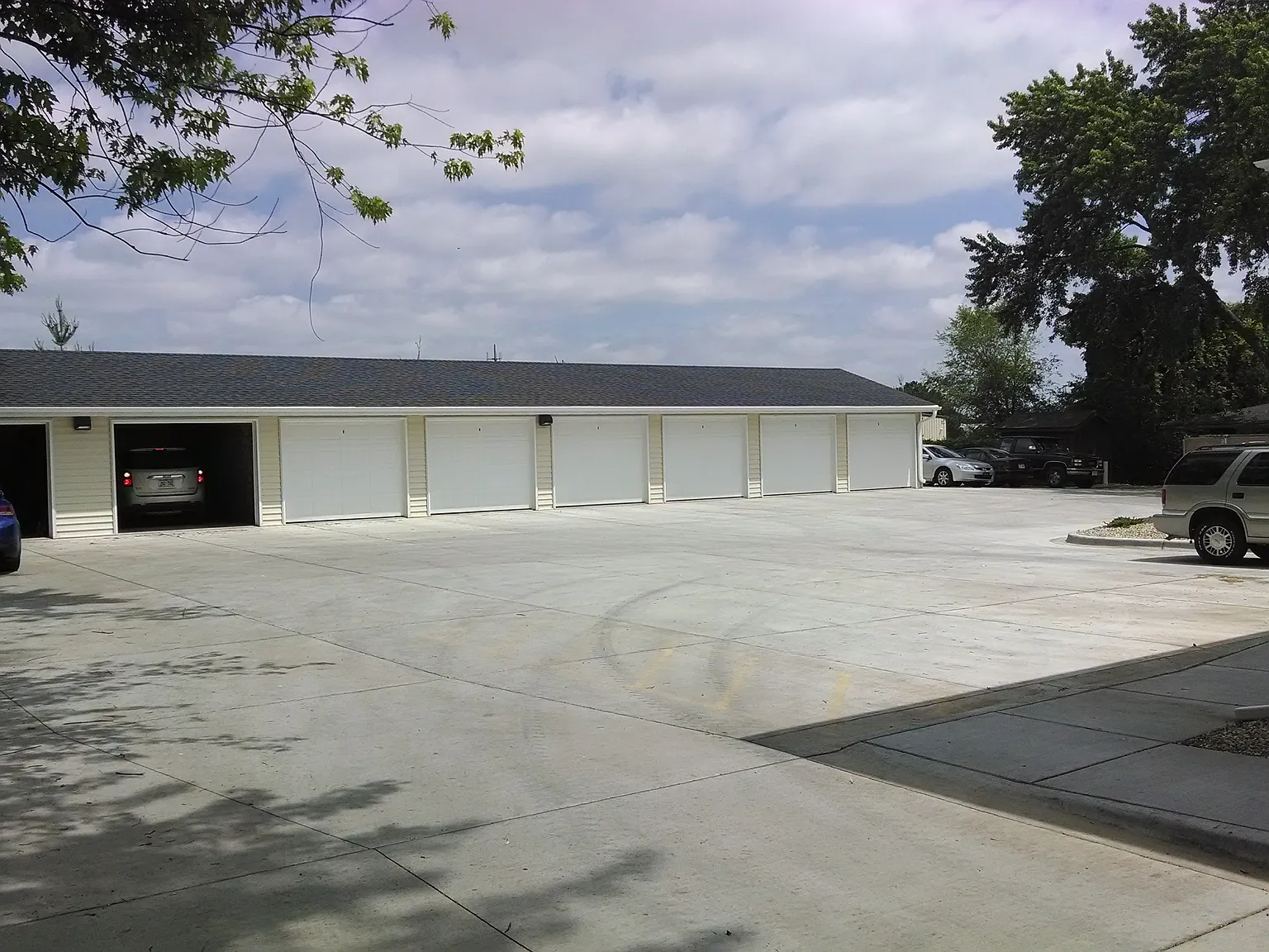 1528 West Main Street — Photo 4