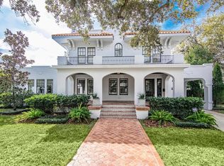 2426 W Sunset Dr, Tampa, FL 33629