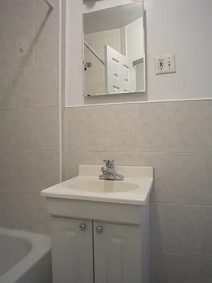 Rented by Apartments by Us | media 24