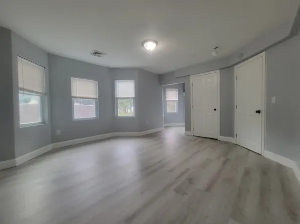 6 W Summer St Unit 4, Taunton, MA 02780