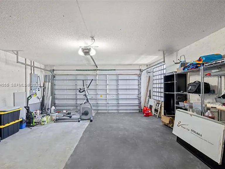 9547 SW 146th Pl — Photo 40