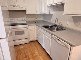 937 Breezewood Cir, Altoona, IA 50009