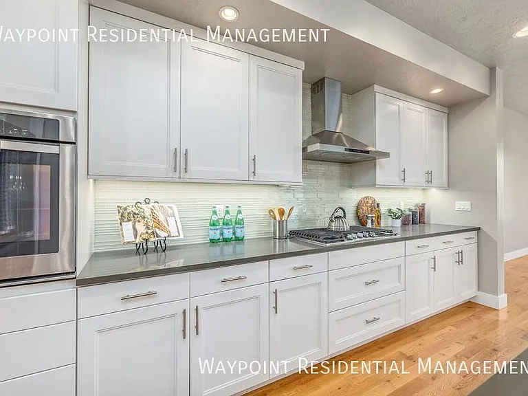 478 W Oak View Dr — Photo 13