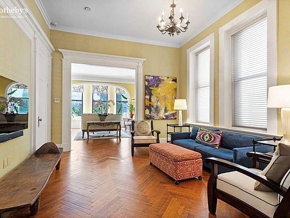 3rd image of 329 W 108th St #2A