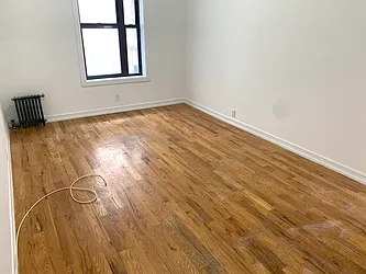 Rented by Tapiro Realty