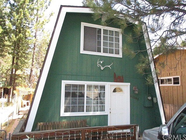 1st image of 42968 Sunset Dr