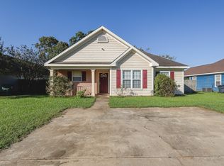 307 Strawbridge Ln, Bonaire, GA 31005