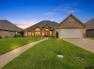 838 Carriage Dr, Tyler, TX 75703