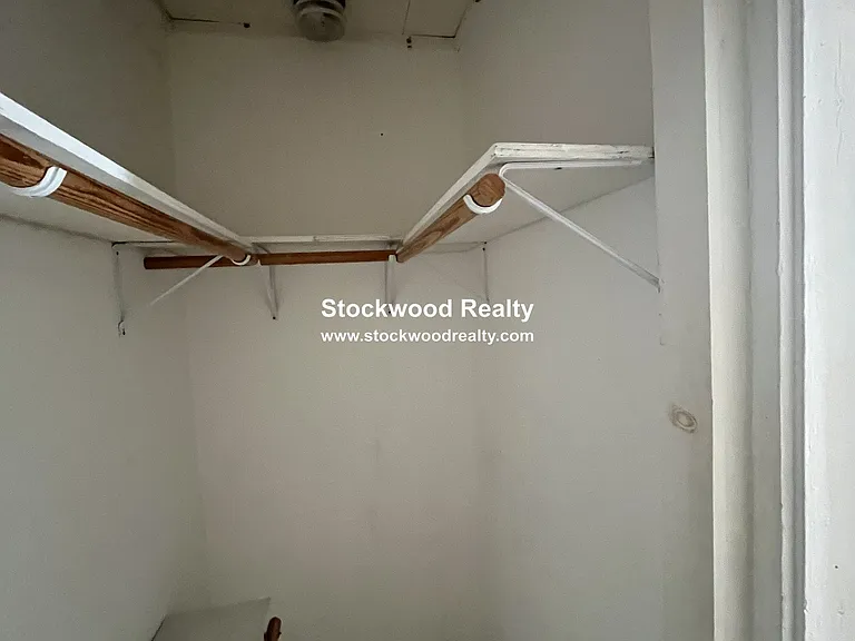 109 Wordsworth St #1 — Photo 22