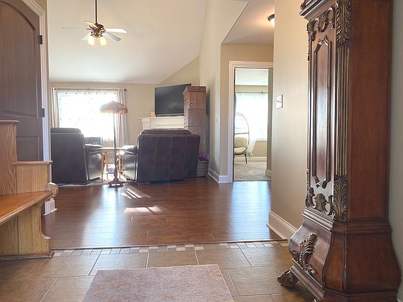 4th image of 2175 Prairie Chase Dr