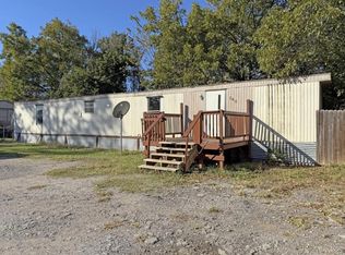 260 Ponderosa Ln, Burleson, TX 76028