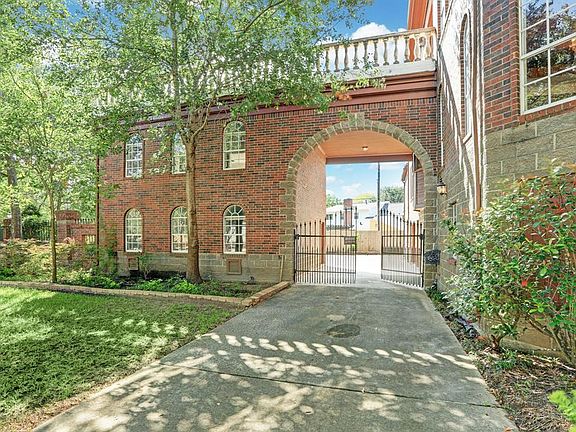 4th image of 1103 Larkspur Lane