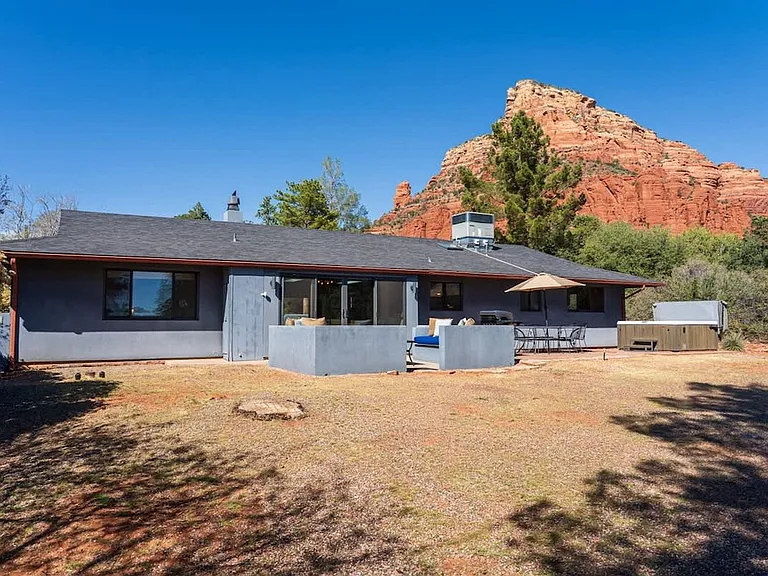 311 Meadowlark Ln — Photo 34