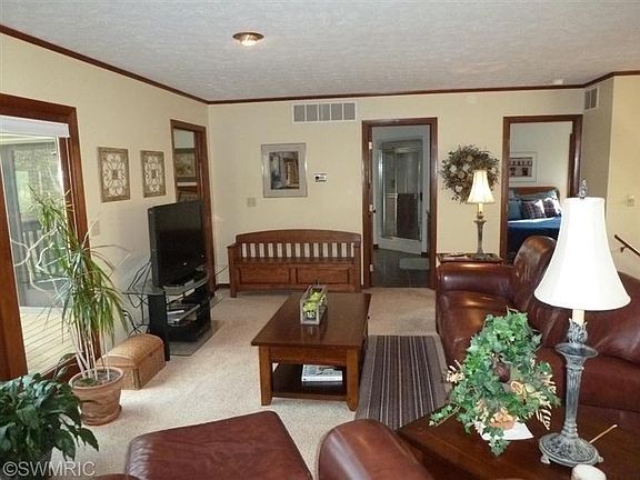4th image of 69330 Arrowhead Cir