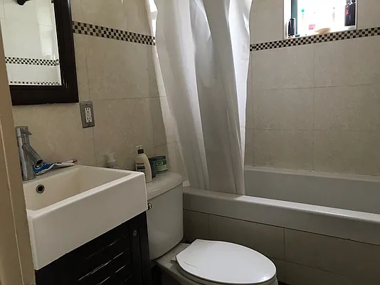 Rented by Nooklyn NYC LLC | media 24