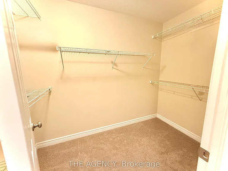 20 Drone Cres — Photo 27