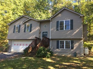 260 Tulip Poplar Dr, Linden, VA 22642