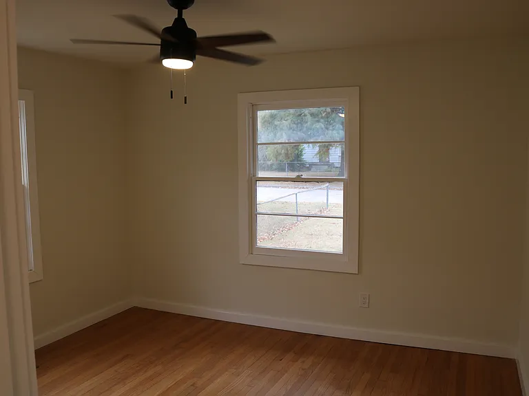 2833 E 1st Pl — Photo 11